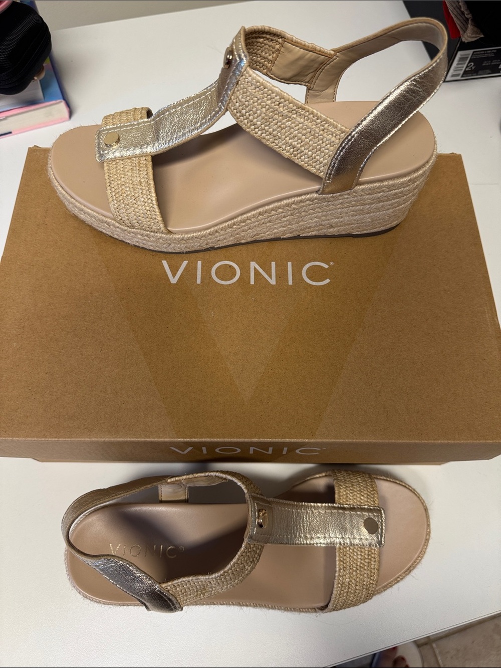 Vionic Women's Gold and Natural Woven Wedge Sandals